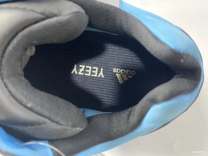 ADIDAS Yeezy Boost GZ3079 MNVN 700 'Bright Cyan' 0831